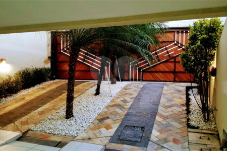 Sobrado à venda com 4 quartos, sendo 2 suítes,  em Parque Colonial, São Paulo, SP