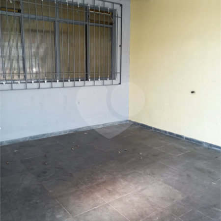 Casa à venda com 3 quartos, sendo 2 suítes, em Jardim Maria Duarte, São Paulo, SP