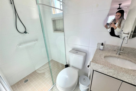 Apartamento à venda com 2 quartos em Caiçara, Praia Grande, SP