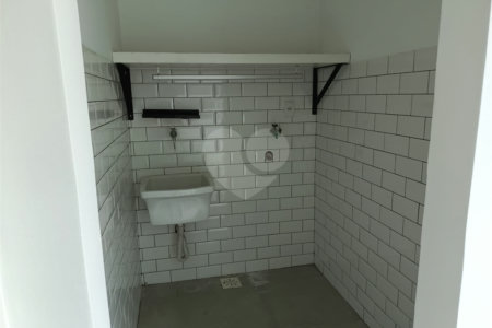 Casa à venda com 3 quartos, sendo 1 suíte, no condomínio Paraíso Classe A, Rio de Janeiro - RJ