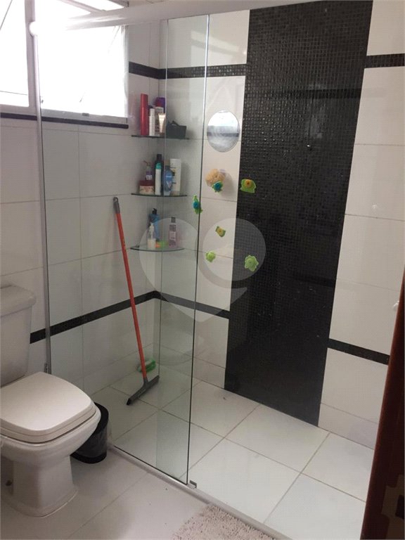 Sobrado à venda com 3 quartos, sendo 1 suíte,  em Alto da Boa Vista, Mogi das Cruzes, SP