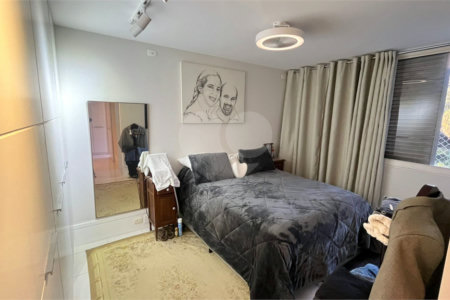 Apartamento à venda com 3 suítes em Vila Suzana, São Paulo, SP