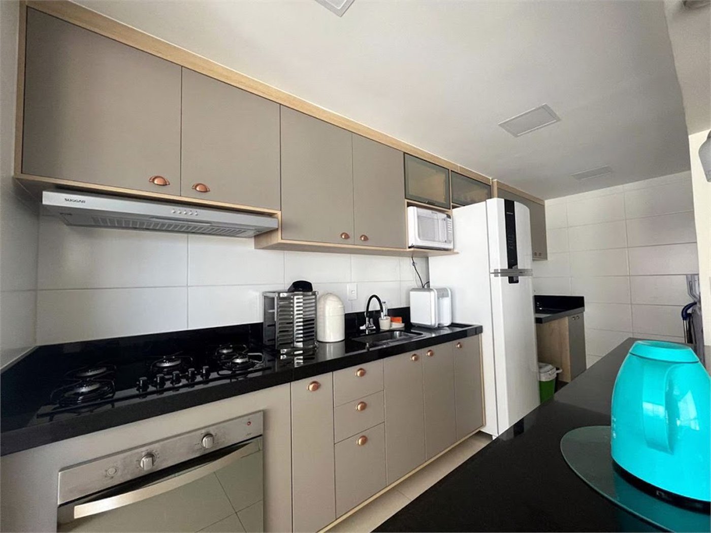 Apartamento Residencial à venda, Loteamento João Batista Julião, Guarujá - AP0662.