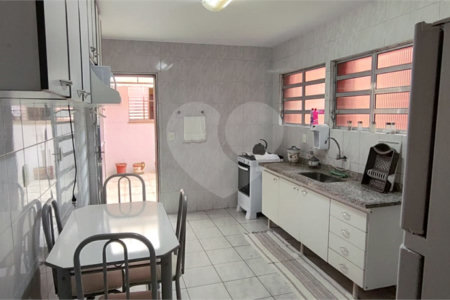 Casa à venda com 3 quartos, sendo 1 suíte, em Santana, São Paulo, SP