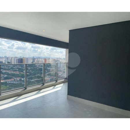 Apartamento à venda com 3 suítes em Campo Belo, São Paulo, SP