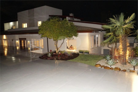 Casa à venda com 5 suítes em Paraisópolis, São Paulo, SP