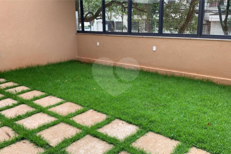 Apartamento à venda com 2 quartos, sendo 1 suíte,  em Alto da Boa Vista, São Paulo, SP