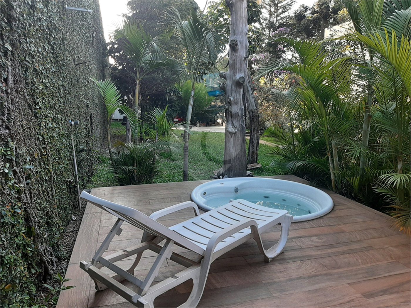 Casa Térrea à venda com 3 quartos em Horto Florestal, São Paulo, SP