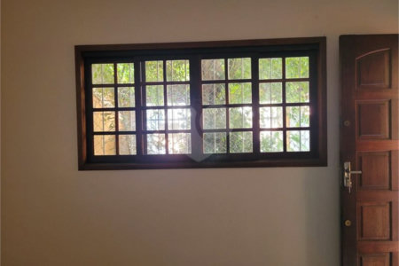 Casa à venda com 3 quartos, sendo 1 suíte, em Vila Vitório Mazzei, São Paulo, SP