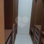 Casa à venda com 4 quartos, sendo 1 suíte, no condomínio Villa Real Ribeirao Preto, Ribeirão Preto - SP