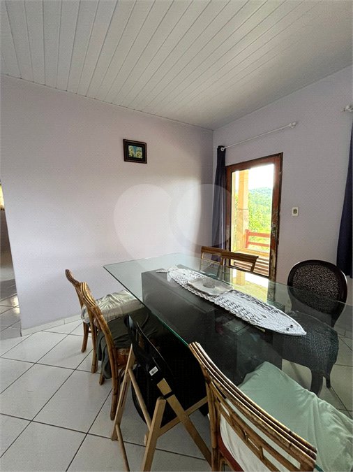 Casa à venda com 5 quartos em Luiz Fagundes, Mairiporã, SP