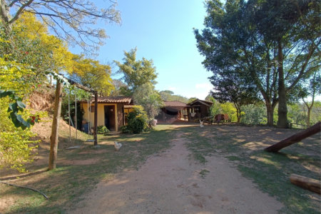 Chácara à venda com 2 suítes em Sorocamirim (canguera), São Roque, SP