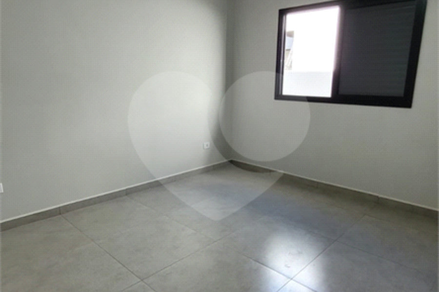 Casa à venda com 3 quartos, sendo 1 suíte, em Pedra Vermelha (terra Preta), Mairiporã, SP