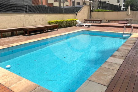 Apartamento à venda com 3 quartos, sendo 1 suíte, em Vila Olímpia, São Paulo, SP