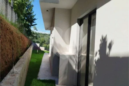 Casa à venda com 3 quartos, sendo 2 suítes, no condomínio Terra Caxambu, Jundiaí - SP