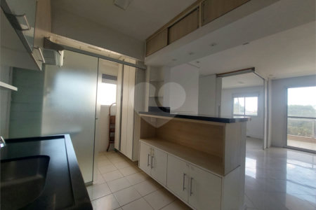 Apartamento à venda com 3 quartos, sendo 1 suíte,  em Vila Leopoldina, São Paulo, SP