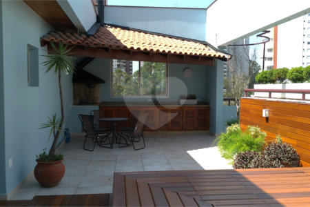 Cobertura à venda com 4 quartos, sendo 3 suítes,  em Vila Andrade, São Paulo, SP