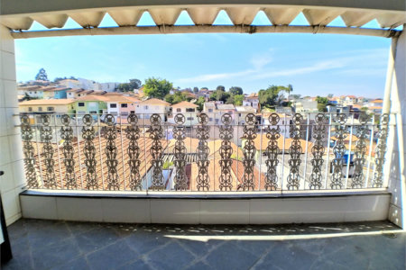Sobrado à venda com 3 quartos, sendo 1 suíte,  em Vila Mazzei, São Paulo, SP