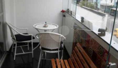 Apartamento à venda com 3 quartos, sendo 1 suíte,  em Pinheiros, São Paulo, SP