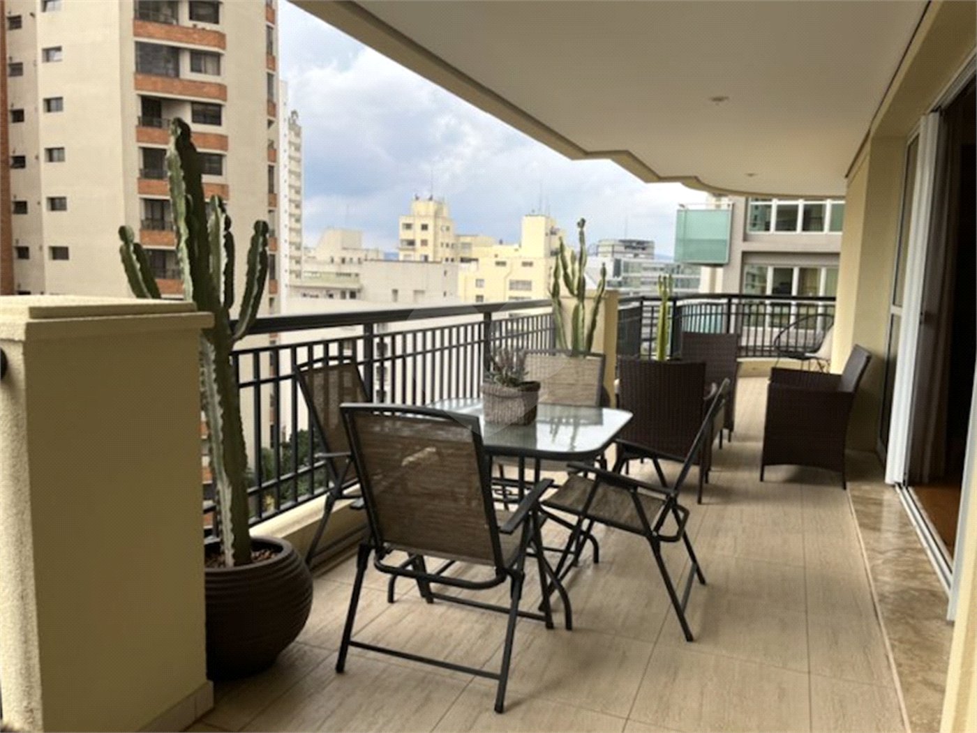 Apartamento à venda com 3 suítes em Perdizes, São Paulo, SP