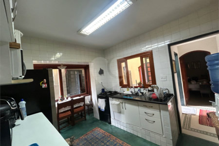 Casa de Vila à venda com 5 quartos, sendo 3 suítes,  em Jardim Hípico, São Paulo, SP