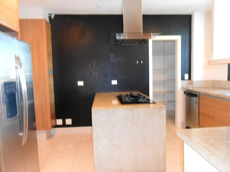 Apartamento à venda com 4 suítes em Vila Suzana, São Paulo, SP