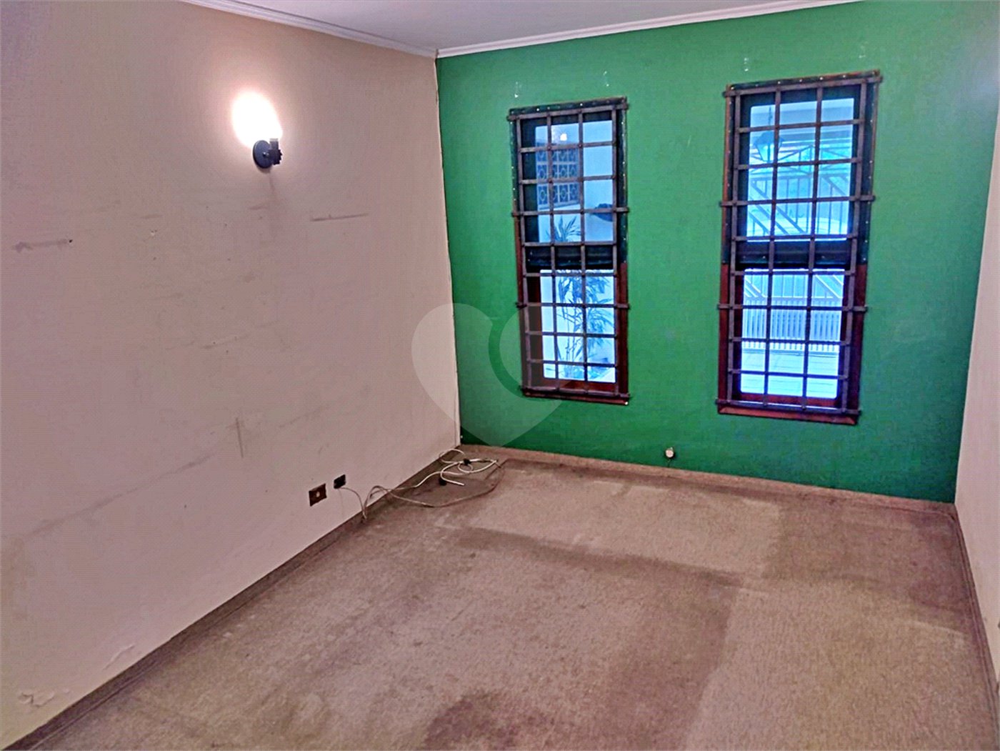Sobrado à venda com 3 quartos, sendo 1 suíte,  em Parque Colonial, São Paulo, SP