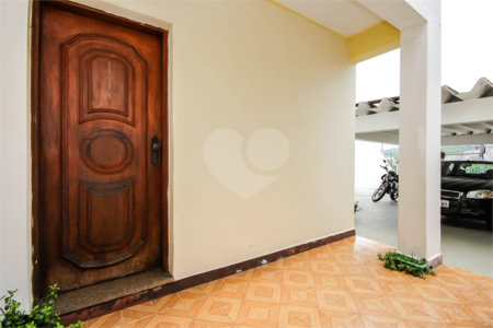 Sobrado à venda com 3 quartos, sendo 2 suítes, em Vila Clarice, São Paulo, SP