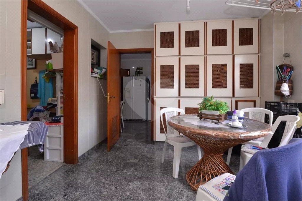 Apartamento à Venda | 474 m2 | 4 suítes | 4 vagas em Santana!