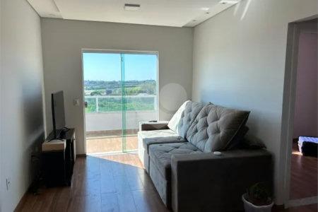 Apartamento para venda no Condomínio Vila Urbana.