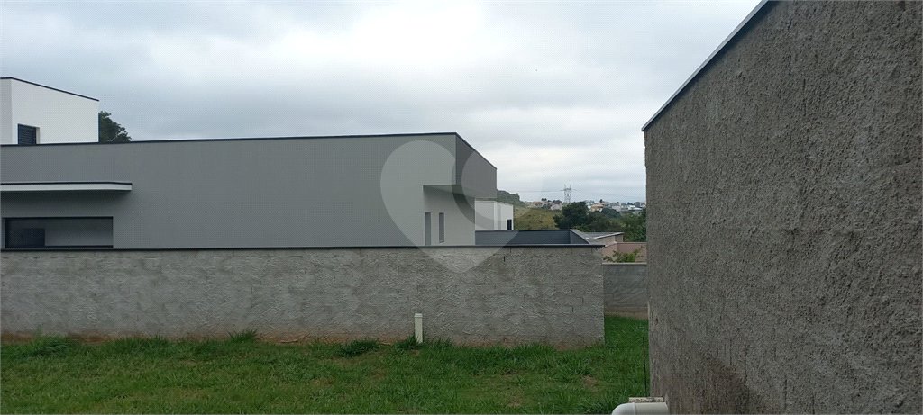 Terreno no Condomínio Santa Isabel II em Louveira