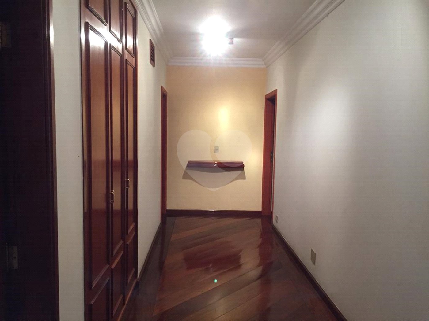 APARTAMENTO LUXUOSO Á VENDA - 04 SUÍTES - 04 VAGAS - SAÚDE - CONDOMÍNIO COMPLETO