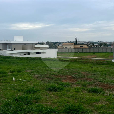 Terreno a venda no Condomínio Monte das Araucárias