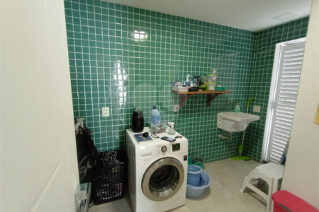 Casa à venda com 3 quartos, sendo 1 suíte, no condomínio Fazenda Cantagalo, Rio de Janeiro - RJ