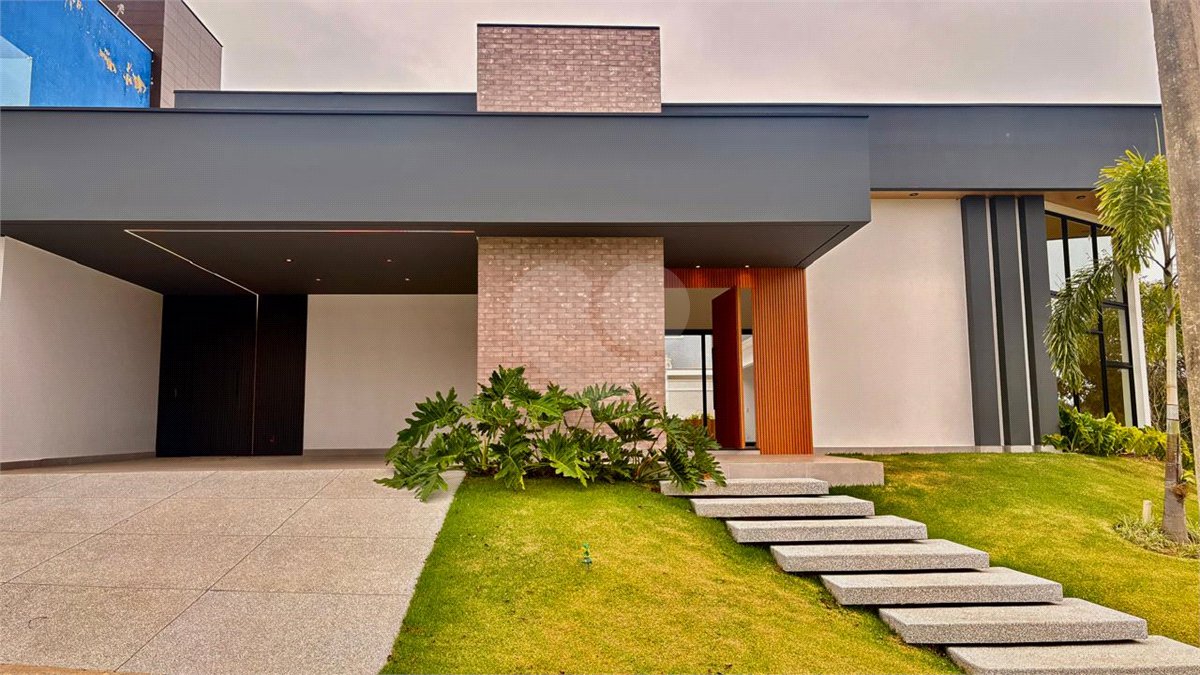 Casa à venda com 3 suítes no condomínio Campos do Conde I e II, Sorocaba - SP