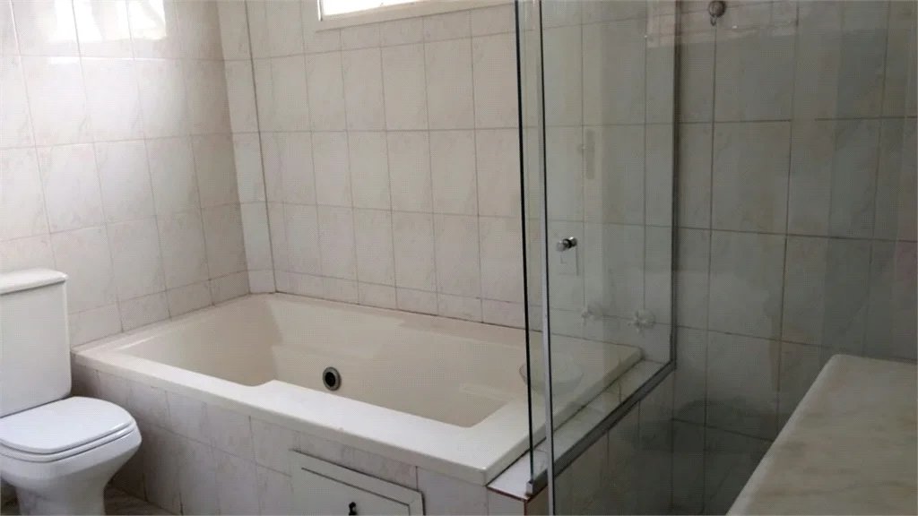 Sobrado à venda com 3 quartos, sendo 1 suíte, em Brooklin Paulista, São Paulo, SP