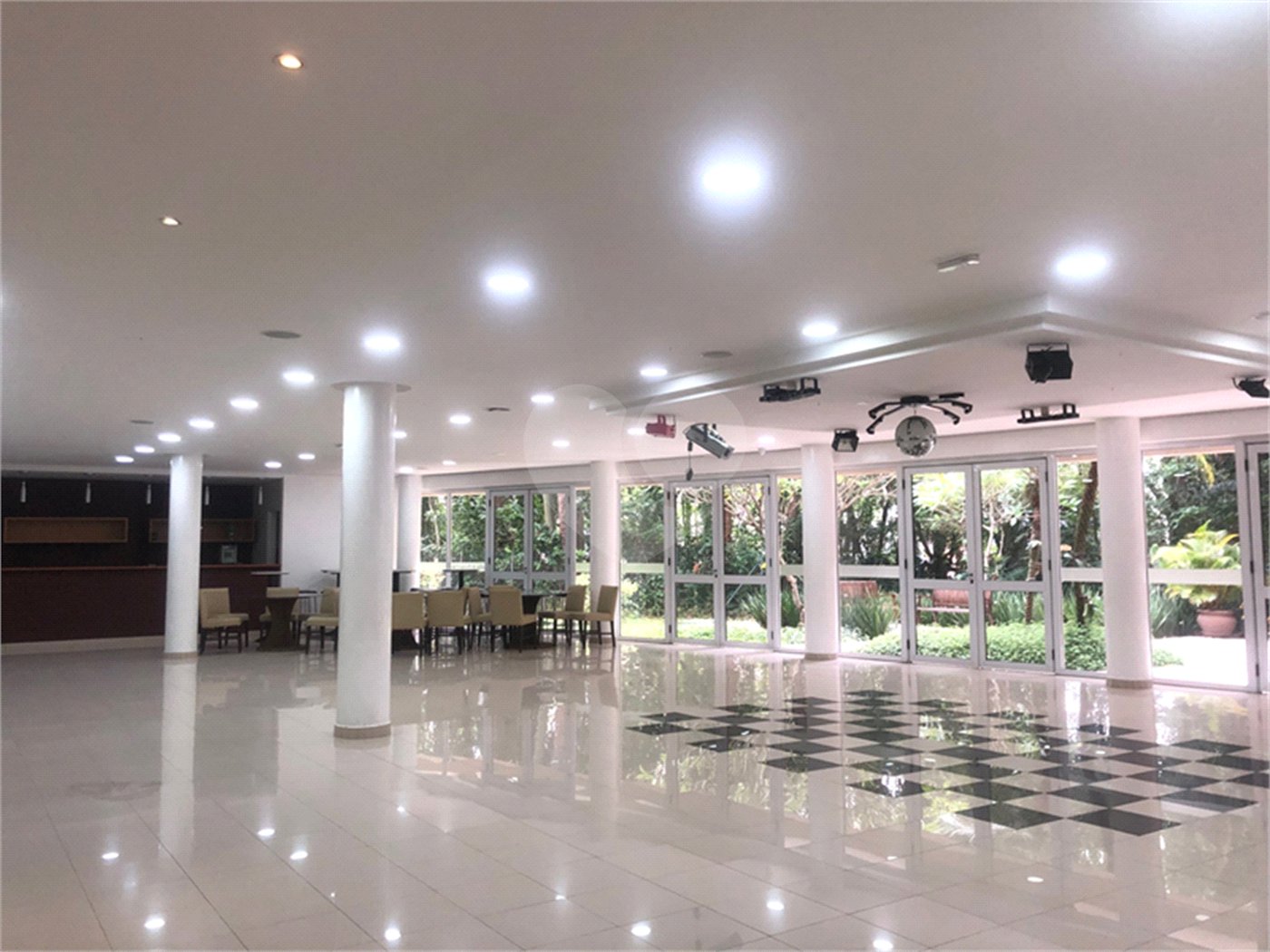 Apartamento à venda com 3 suítes em Lar São Paulo, São Paulo, SP