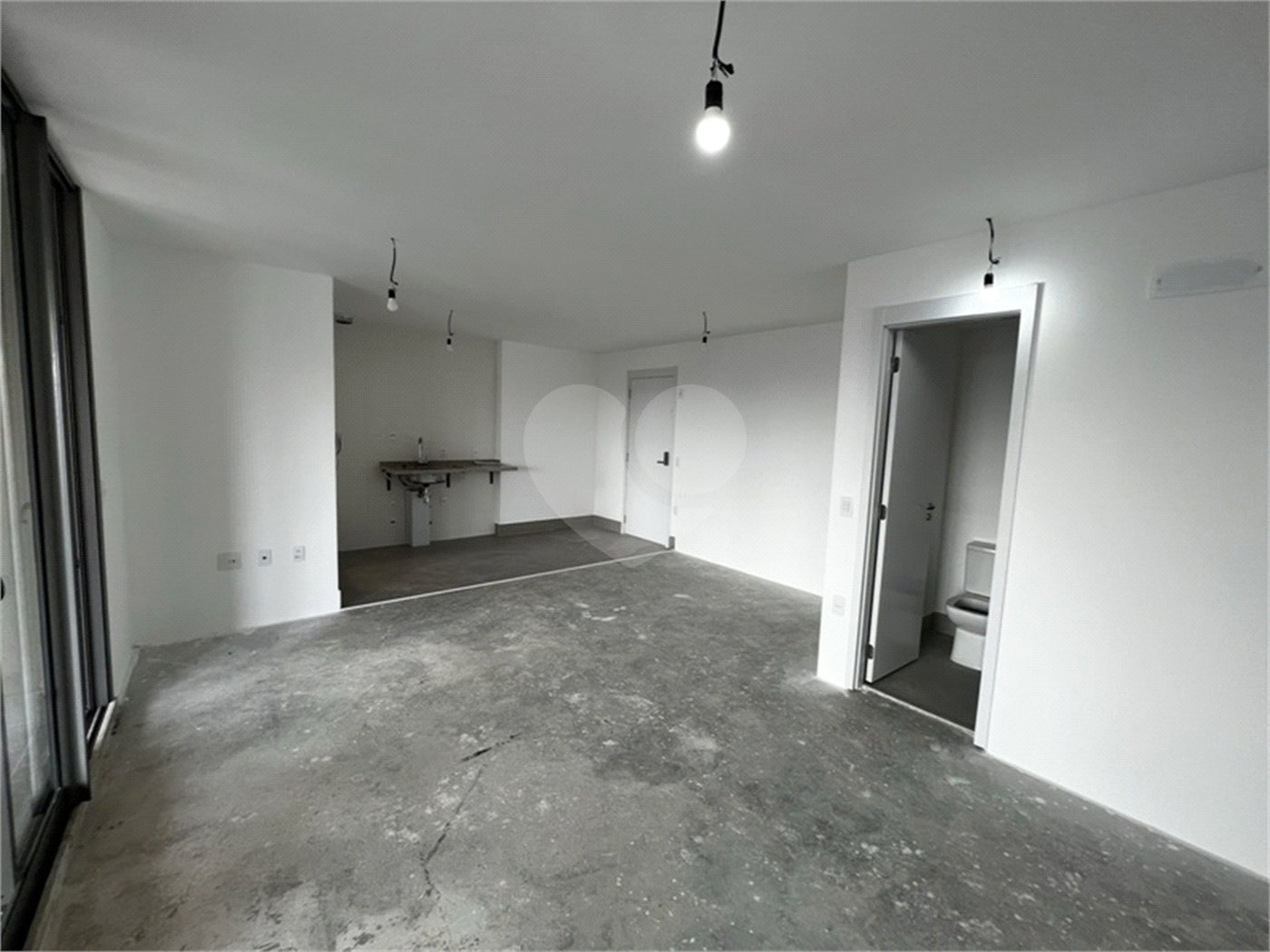 Apartamento à venda com 2 suítes em Campo Belo, São Paulo, SP