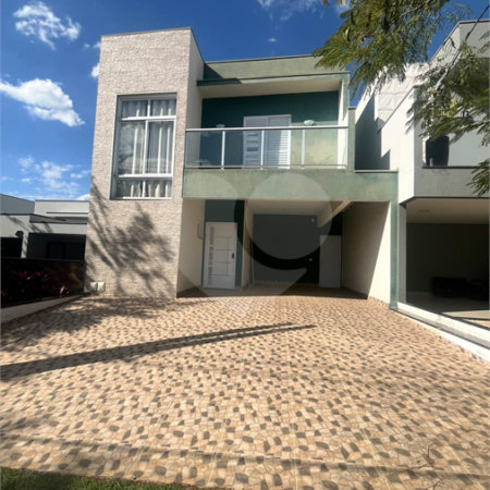 Casa à venda ou para alugar com 2 quartos, sendo 4 suítes, no condomínio Residencial Jardim Bréscia, Indaiatuba - SP