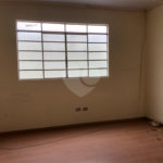 Casa Térrea à venda com 3 quartos, sendo 2 suítes, em Horto Florestal, São Paulo, SP