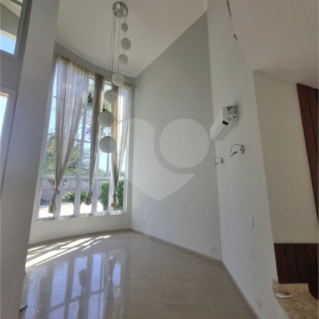 Casa à venda com 3 suítes no condomínio Residencial Terras de Vinhedo, Vinhedo - SP