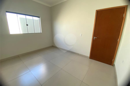 Casa à venda com 2 quartos, sendo 1 suíte, em Ipê, Três Lagoas, MS