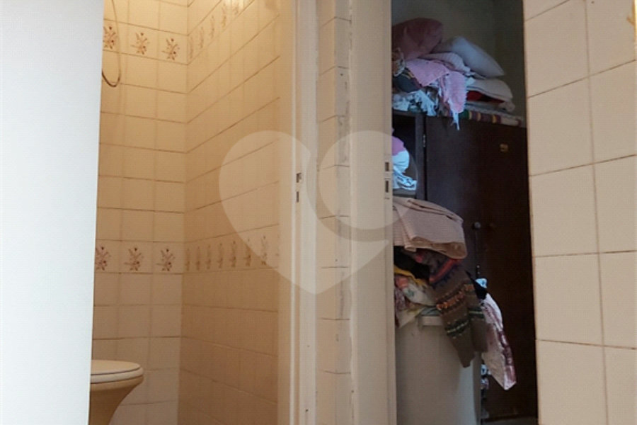 Sobrado à venda com 3 quartos, sendo 1 suíte, em Vila Irmãos Arnoni, São Paulo, SP
