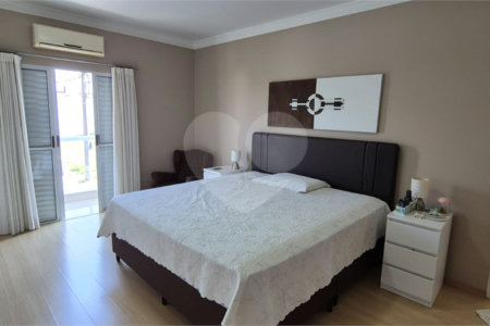 Casa à venda com 5 quartos, sendo 4 suítes, no condomínio Residencial Vilazul, Sorocaba - SP
