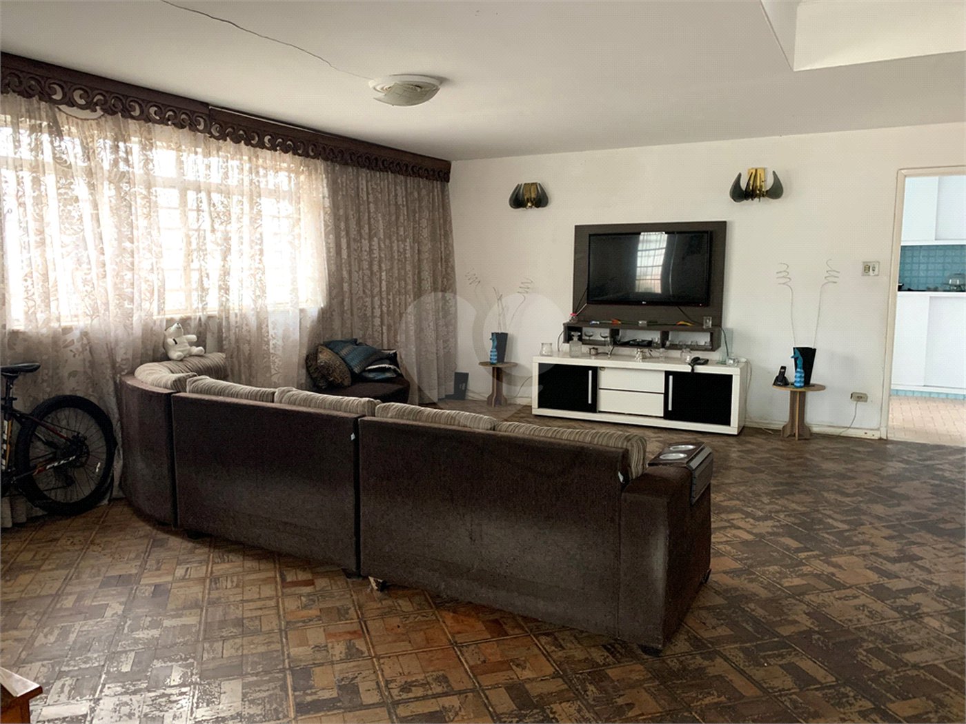 Sobrado à venda com 3 quartos em Vila Gustavo, São Paulo, SP
