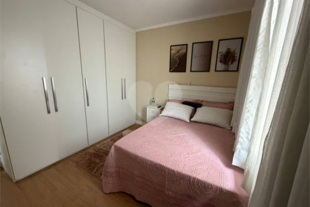 Casa à venda com 3 quartos em Parque Santo Antônio, Guarulhos, SP