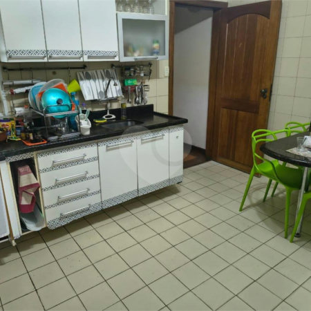 Casa à venda com 3 quartos, sendo 1 suíte, em Mirandópolis, São Paulo, SP