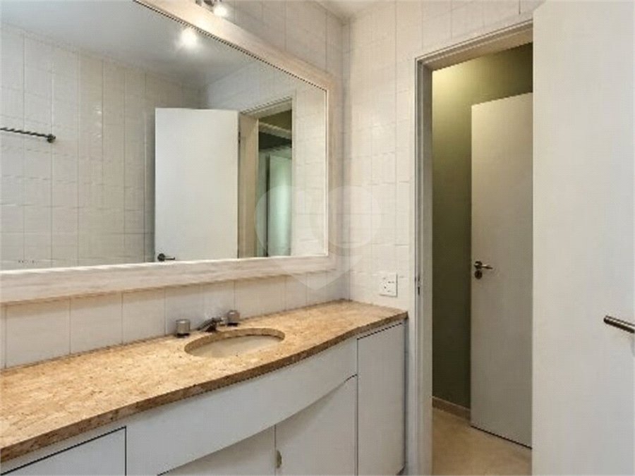 Apartamento à venda com 4 quartos, sendo 1 suíte,  em Ipanema, Rio de Janeiro, RJ