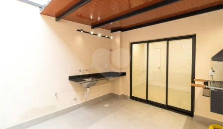 Sobrado à venda com 3 quartos, sendo 1 suíte,  em Vila Guilherme, São Paulo, SP