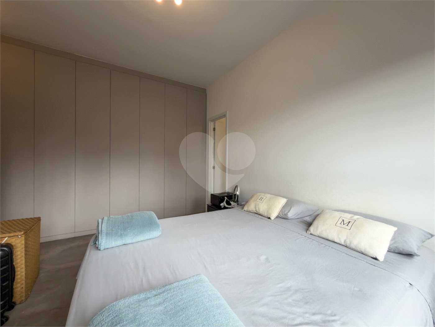 Apartamento à venda com 3 suítes em Pinheiros, São Paulo, SP